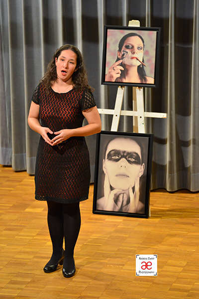 Solisten der Gesangsschule Rheinstetten, Moderation Ulianah Nesterova im Rahmen der Benefitzveranstaltung Lehnhardt-Stiftung, Fotografie Andreas Ewert, Baden-Baden und Lichtenau.